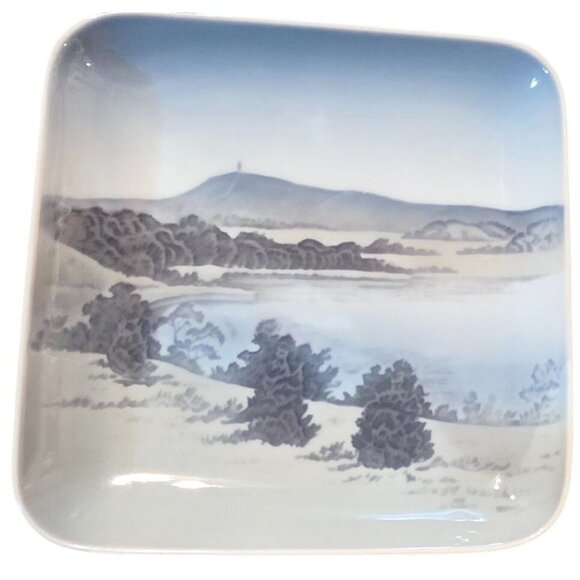 2 Vintage Tinket Dishes Royal Copenhagen Square Porcelain Landscape Scenes 4.5" - Picture 11 of 15